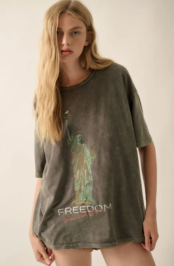 Statue of Liberty Graphic Tee