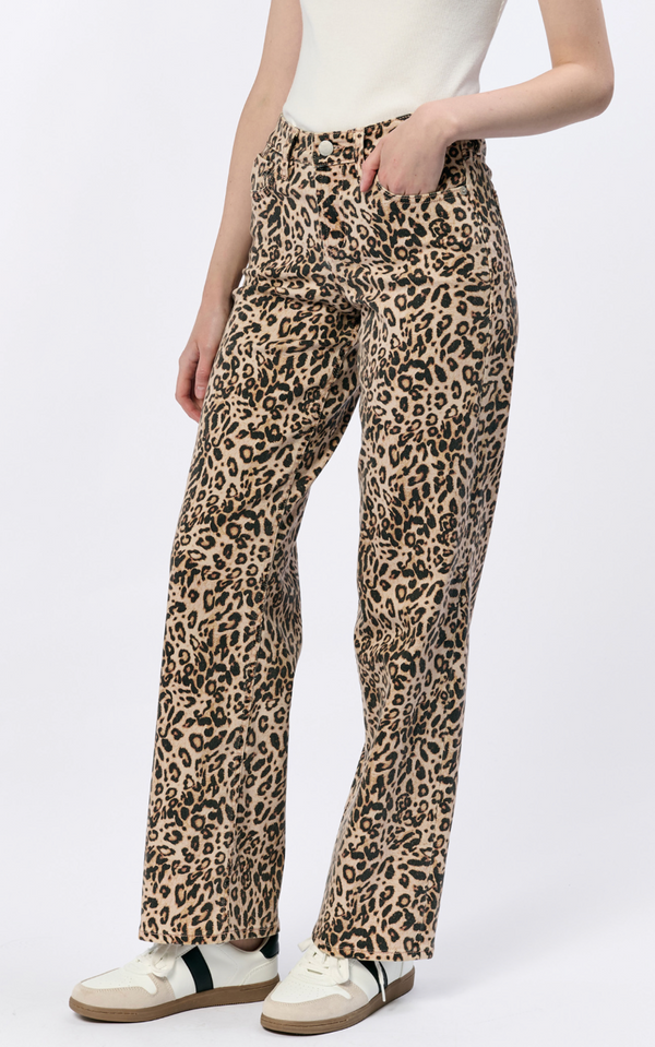 Taylor Straight Leg Jean