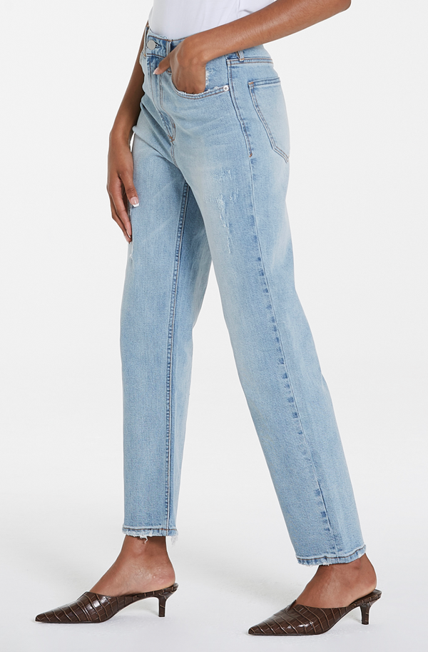 90'S Straight Leg Jeans