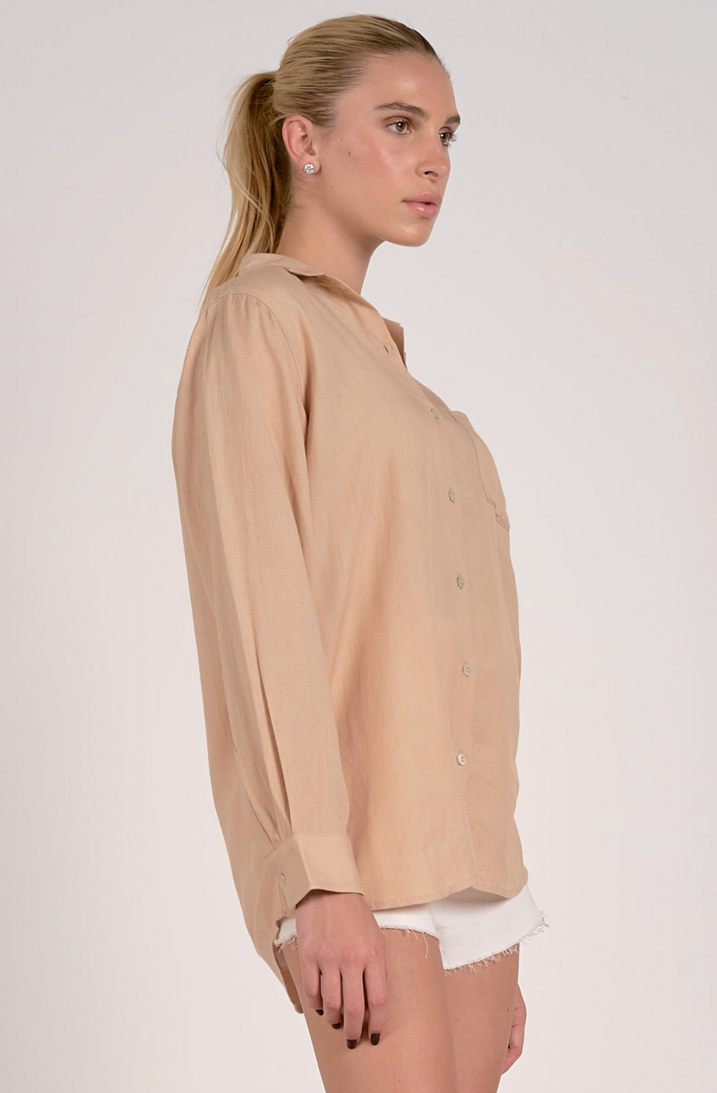 Della Button Down