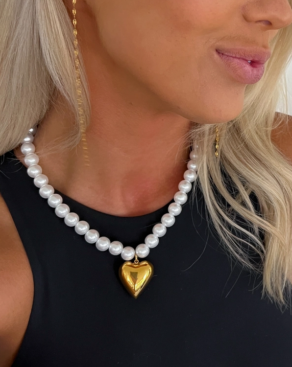 Pearl Heart Necklace
