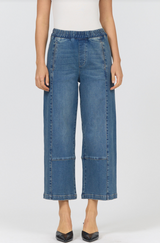 Della Jeans